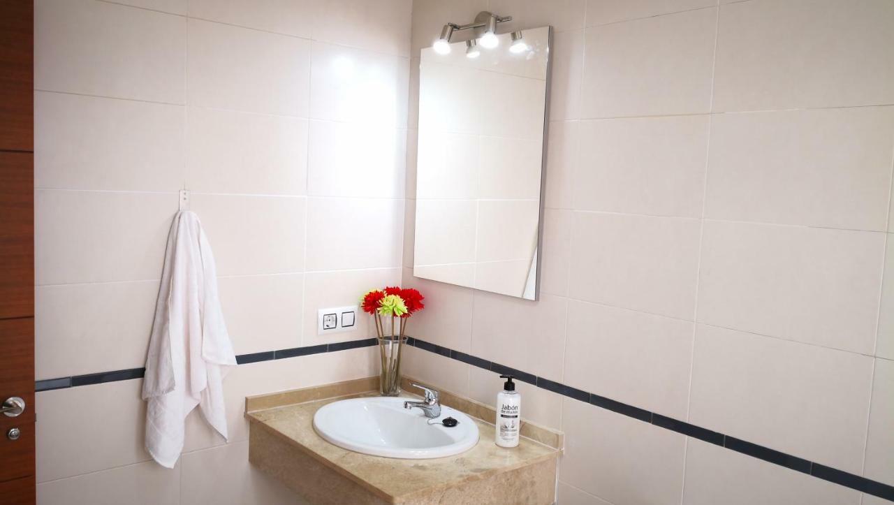Zambra. Luminoso y coqueto apartamento en Chiclana Chiclana de la Frontera Exterior foto